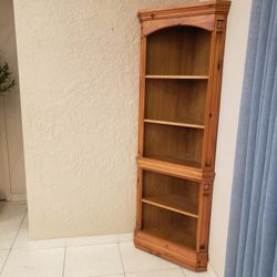 Corner Shelf Unit