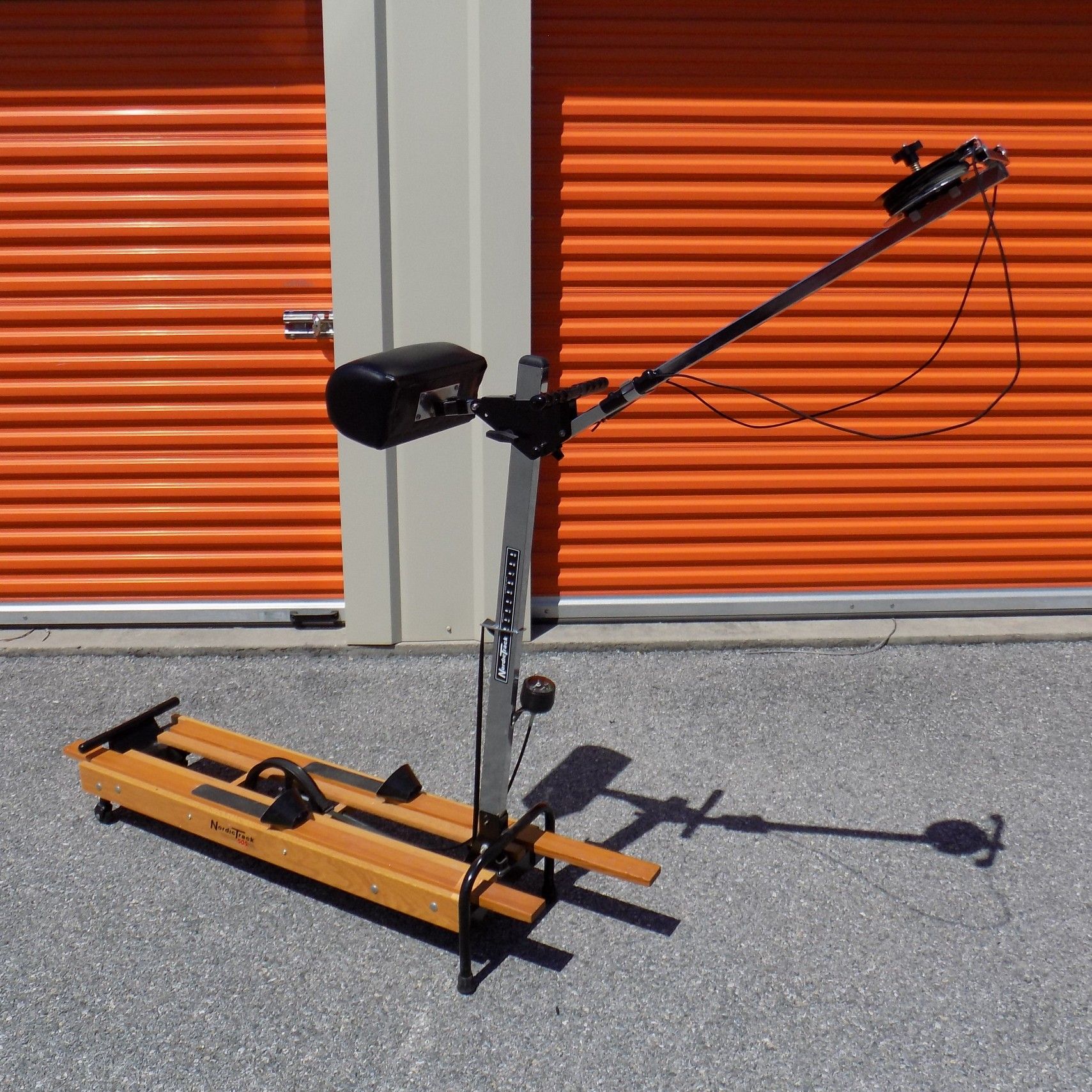 NORDICTRACK 505 oak full body cross country ski exercise machine for