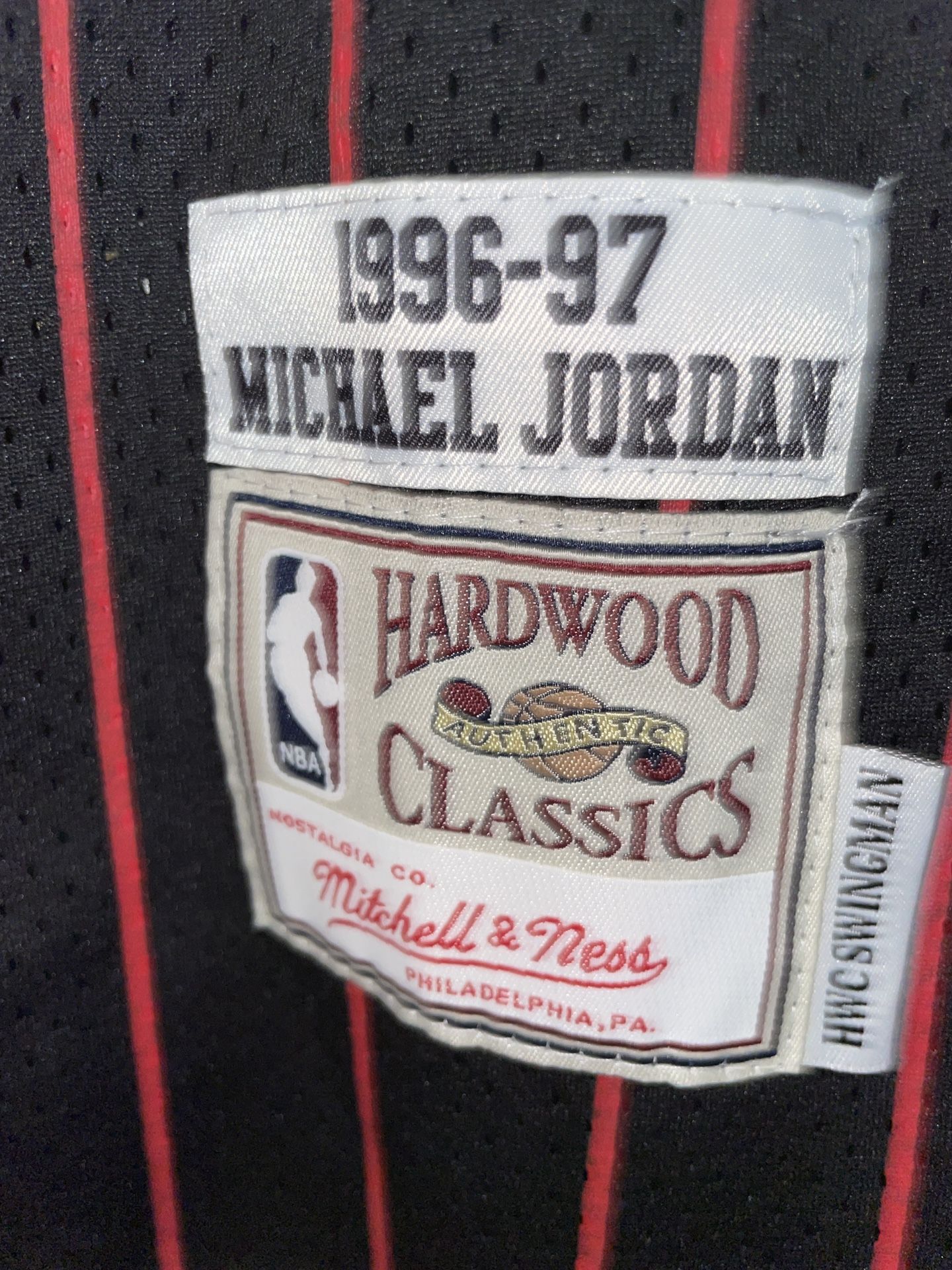 NWOT Mitchell & Ness Chicago Bulls Alternate 1996 97 Michael Jordan Jersey MED Fan shop