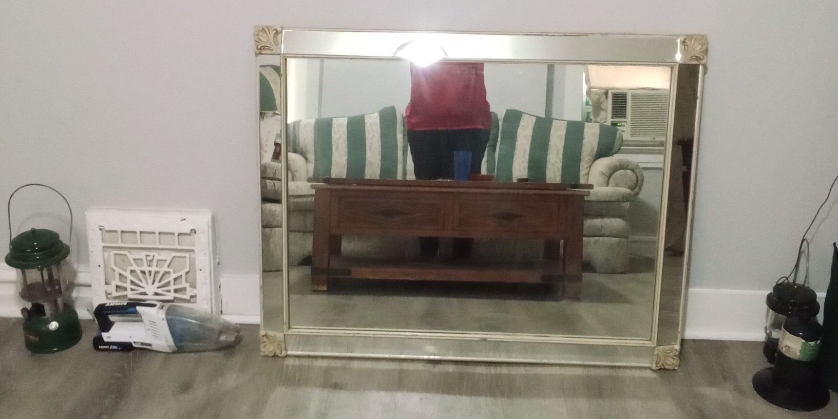 Antique Style Hanging Mirror