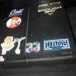 PS4 ,1 Controller [READ DESCRIPTION]