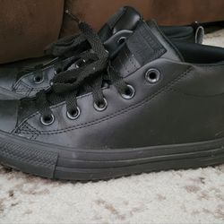 Boys Black Leather Converse Size 3y 