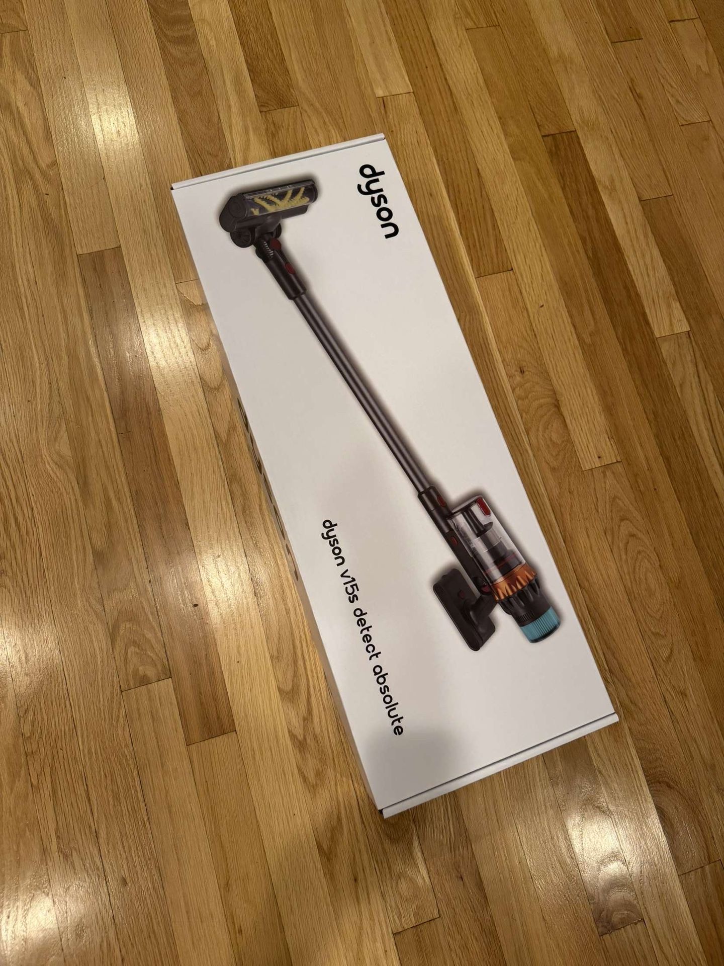Dyson vacuums (v15 detect absolute)
