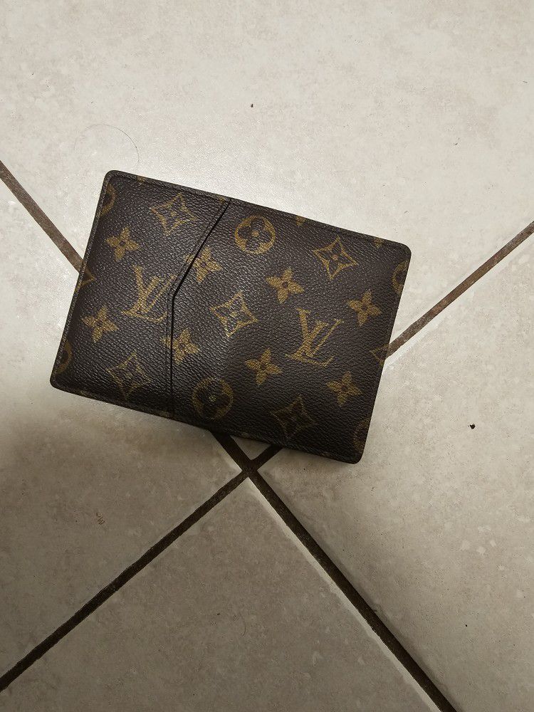 Louis Vuitton Wallet Pocket Organizer for Sale in Huntingtn Sta, NY