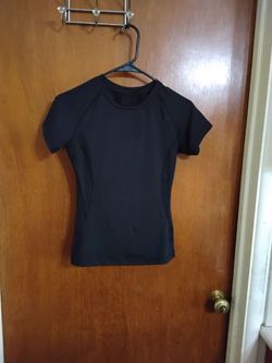 Black Short Sleeve Athletic Top. Size XS