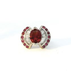 Stunning Ladies 18k White Gold Ruby & Diamond Birthstone Ring Size 7.5 11058132