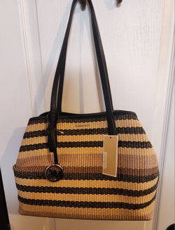 New Michael Kors Purse