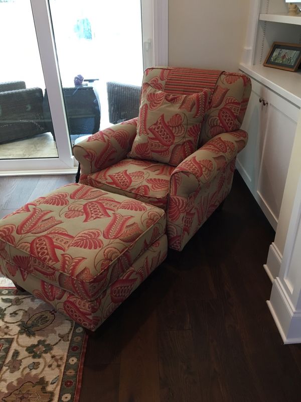 Havertys Club Chair with Ottoman, pillow and head rest ...