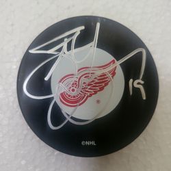 Steve Yzerman signed puck