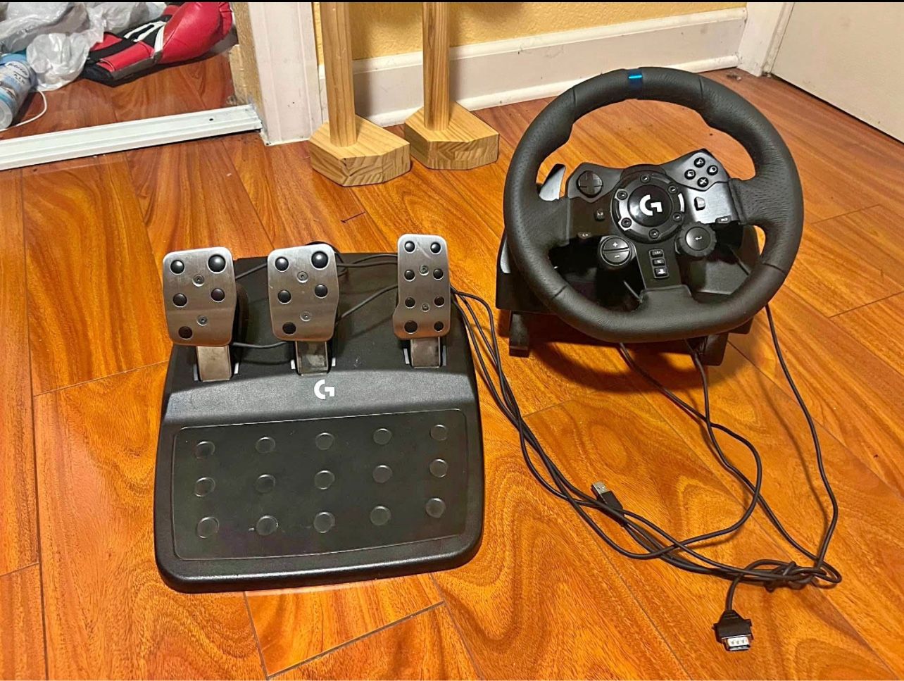 Logitech G923