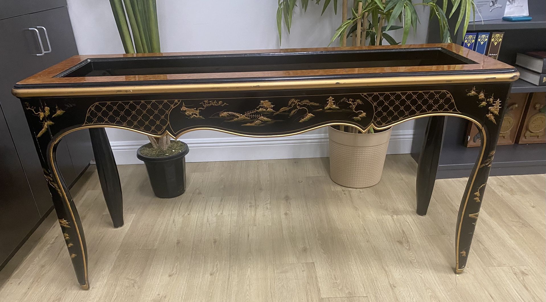 Very Ornate Solid Wood Oriental Table