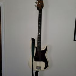 Fender Bass And Amp