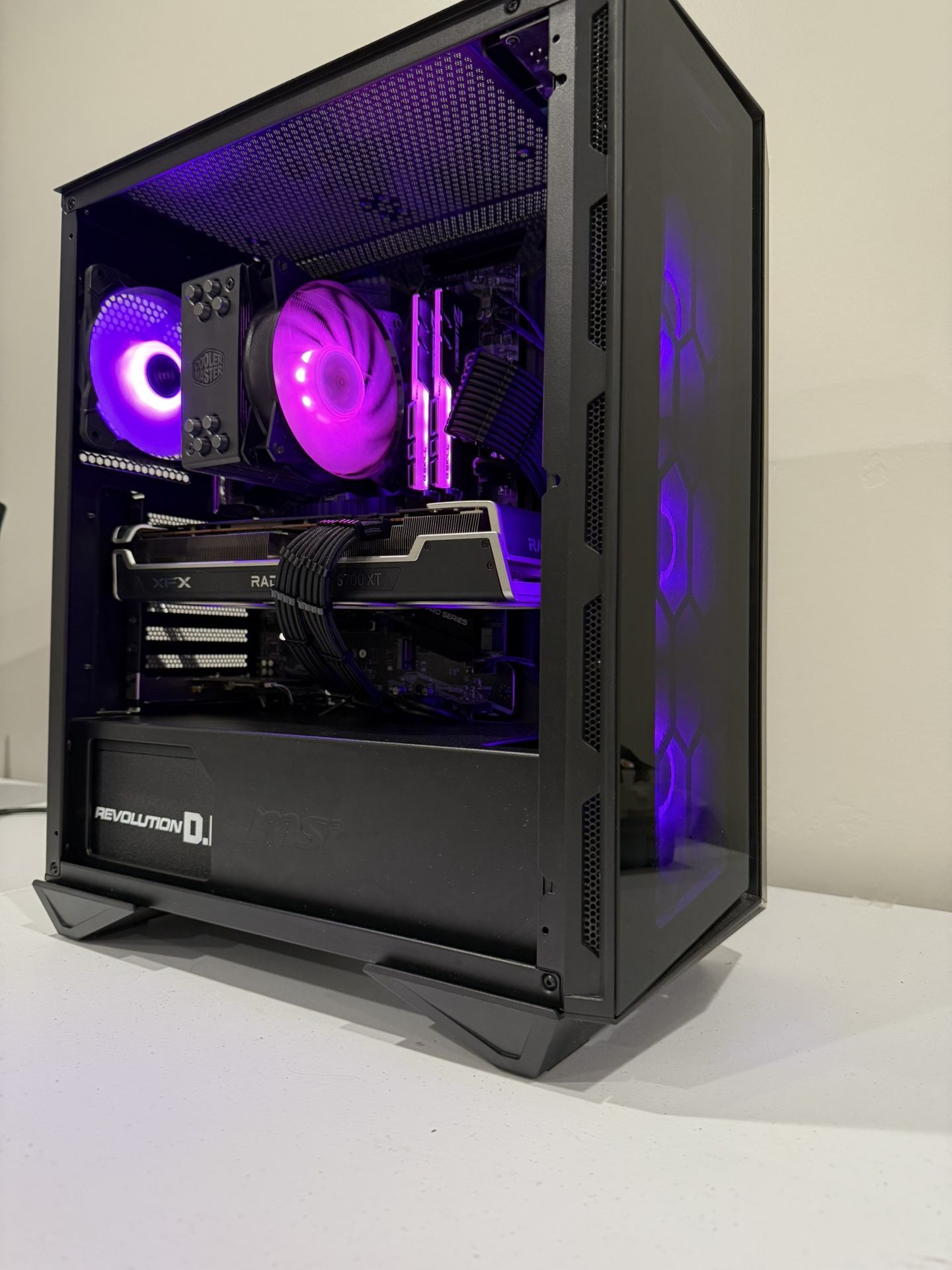 Fresh Build Pc Ryzen 5 5600x/radeon 6700xt/msi B550-A Pro/ 32gb Ram
