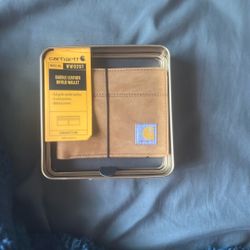 Carhartt Saddle Leather Bifold Wallet 