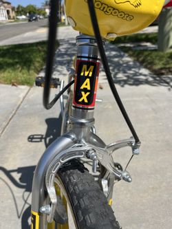 Mongoose Stranger Things 20” Wheel BMX Bike for Sale in Mongoose Stranger Things 20” Wheel BMX Bike for Sale in