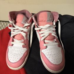 Girls Jordan’s Shoes 