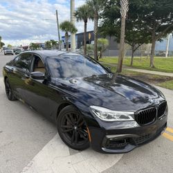 2018 BMW 750i M