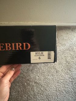 Firebird Rylie Olive Suede Shoes Size 6