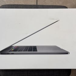 Apple MacBook Pro 15” i9 512GB 2019 Like New