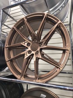 ​⭐ ¡ESTILO DEPORTIVO: $39 DOWN! ⭐ Diseño agresivo y elegante para Nissan Maxima, Toyota Avalon o Kia K5. Rines 19" 5x114.3 staggered en existencia. ✅ 