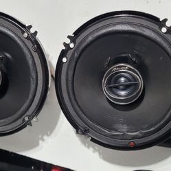 Pioneer TS-G1645R 6-1/2" 2-way car speaker. 