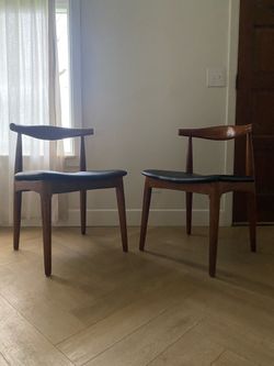 Solid Wood Walnut Dining Chairs (Set of 2)