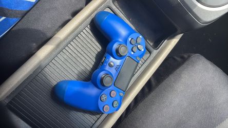 Blue ps4 controller