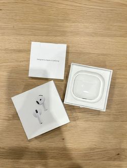 AirPods 4 with Active Noise Cancellation — Like New, USB-C