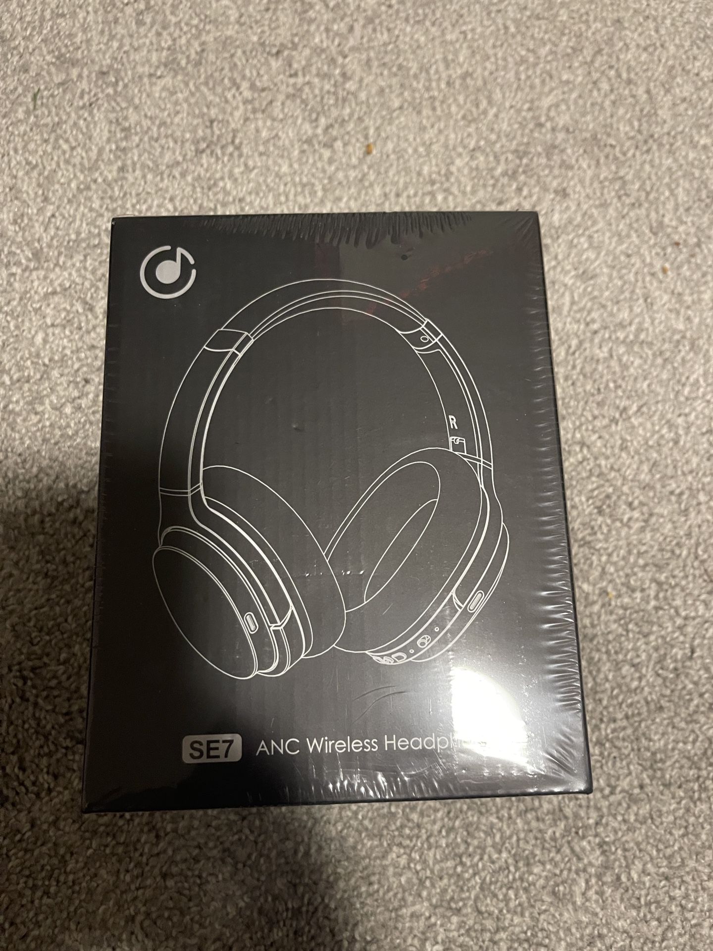 SE7 Active Noise Cancelling Headphones Bluetooth Headphones Wireless Headphones Over Ear with Microphone