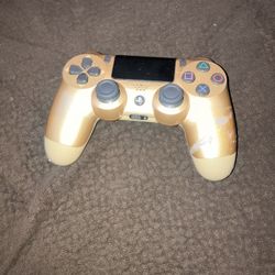 Gold PS4 Controller 