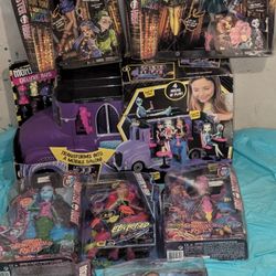 Monster High Dolls,Wigs,And Costumes