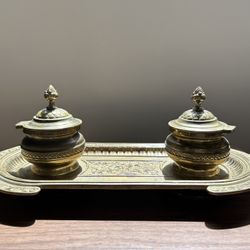 Antique Bronze Desk Double Inkwell Set, with classy glass inserts.