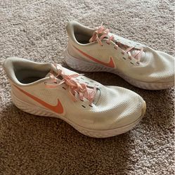Nike Womens shoes 