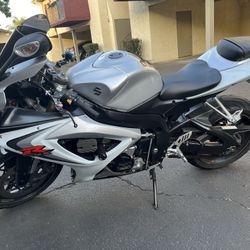2007 GSXR Suzuki 600
