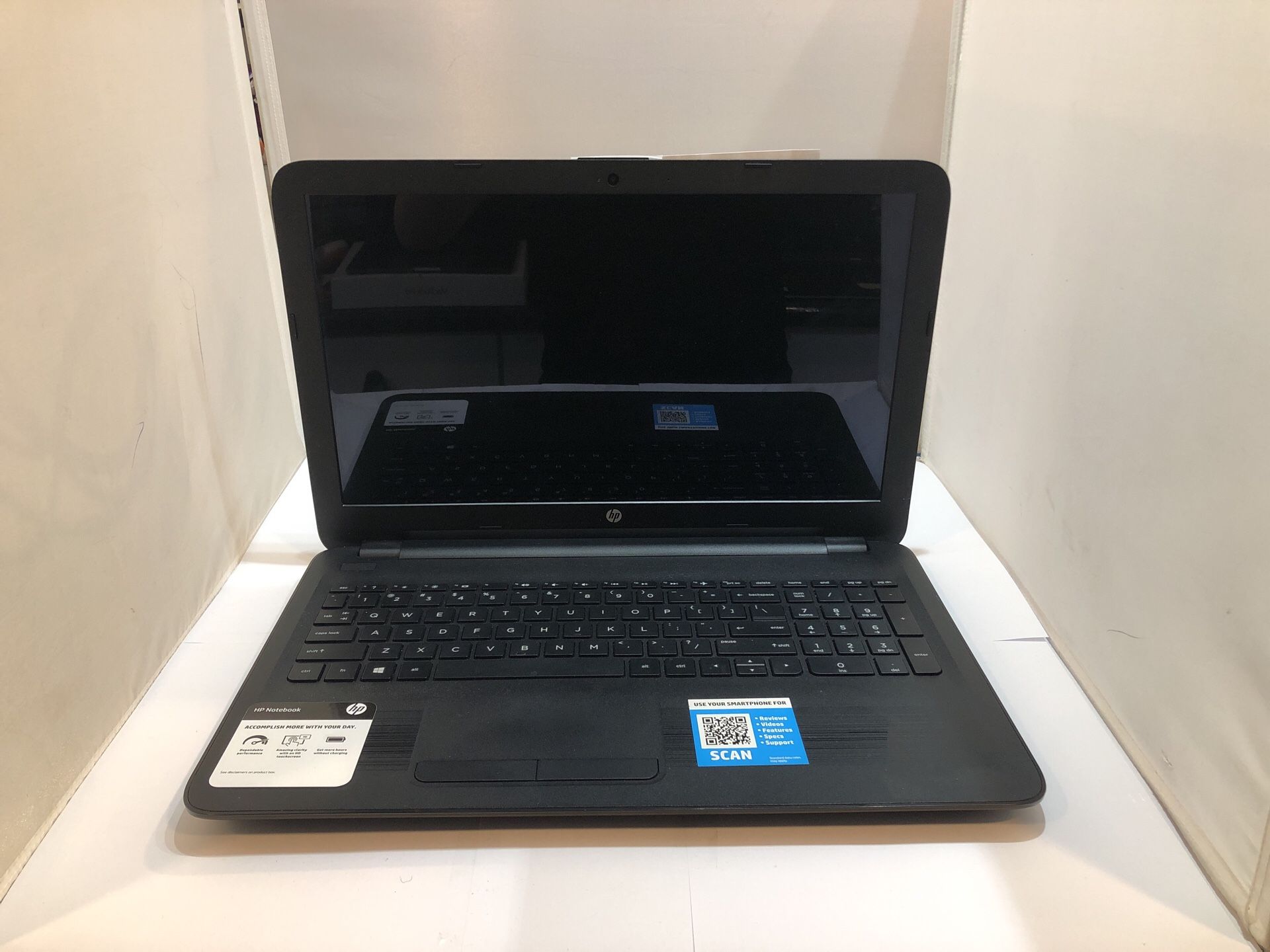 HP Touch Screen Notebook 15 (Phl037554)