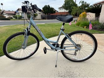 Diamondback Serene Citi Classic Bicycle