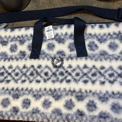 Victoria Secret Pink Bag. Over night bag. NEW with tags. 