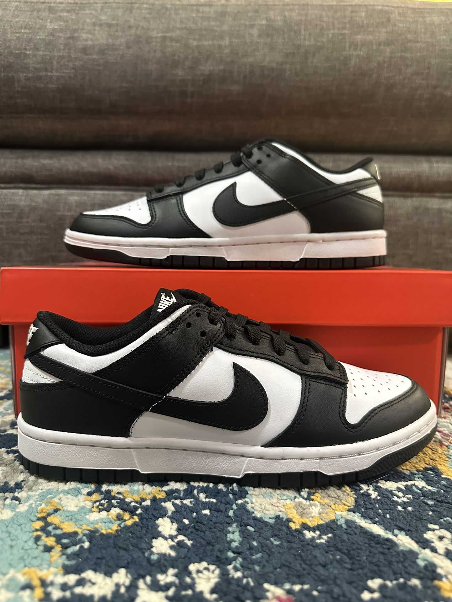 Women’s Dunk Low “Black White”