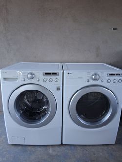 LG Washer And Dryer Electric Set