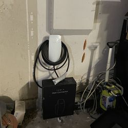 🔌 Cargador Tesla – Instalación disponible (no incluye cargador)