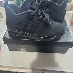 Jordan 4 Retro