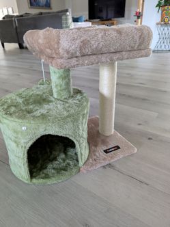 Feandrea Cat House .
