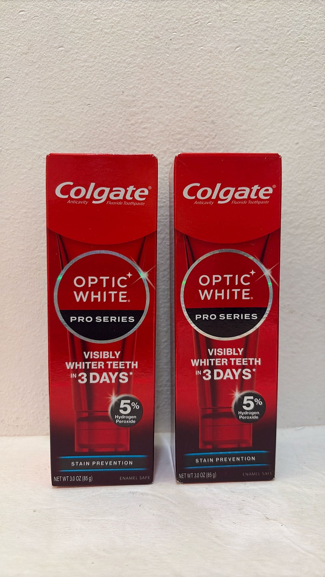 Colgate Optic White Pro Series Stain Prevention Toothpaste Combo Set