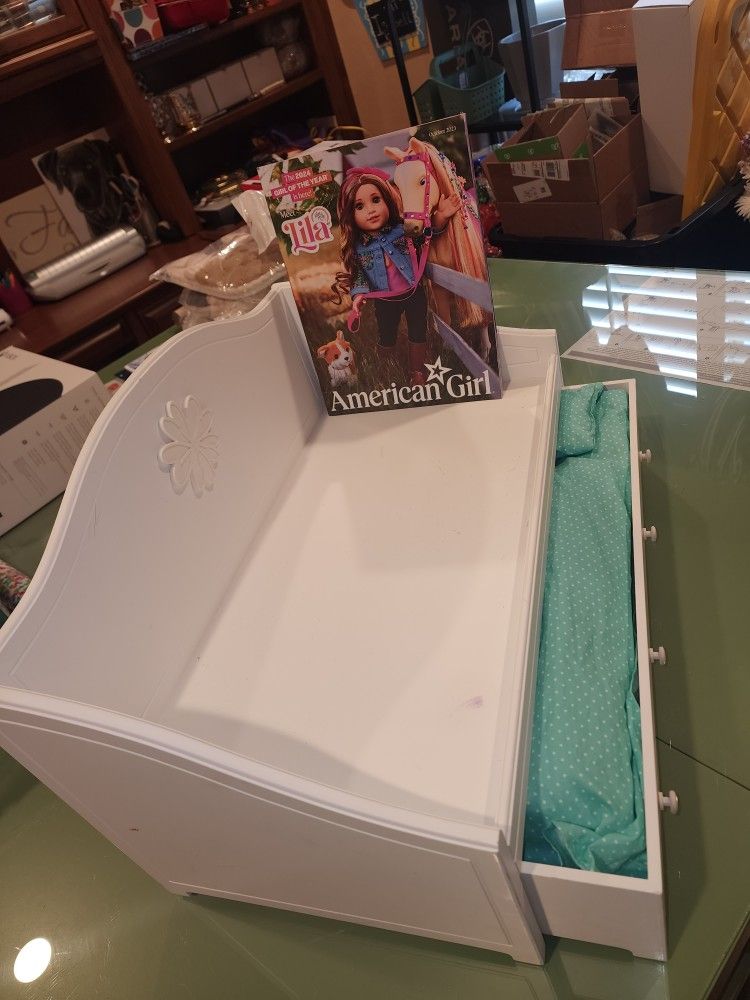 American Girl. Trundle Bed And Bedding. 18 Inch Doll Size