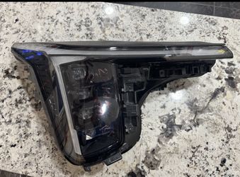 2025 2026 Kia Sorento Right LED Headlight OEM Passenger Side Headlamp Assembly