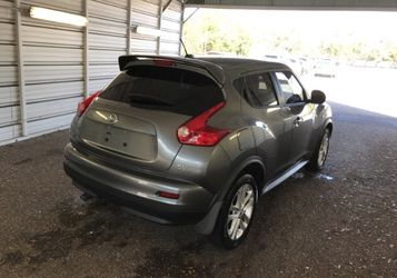 2011 juke Nissan