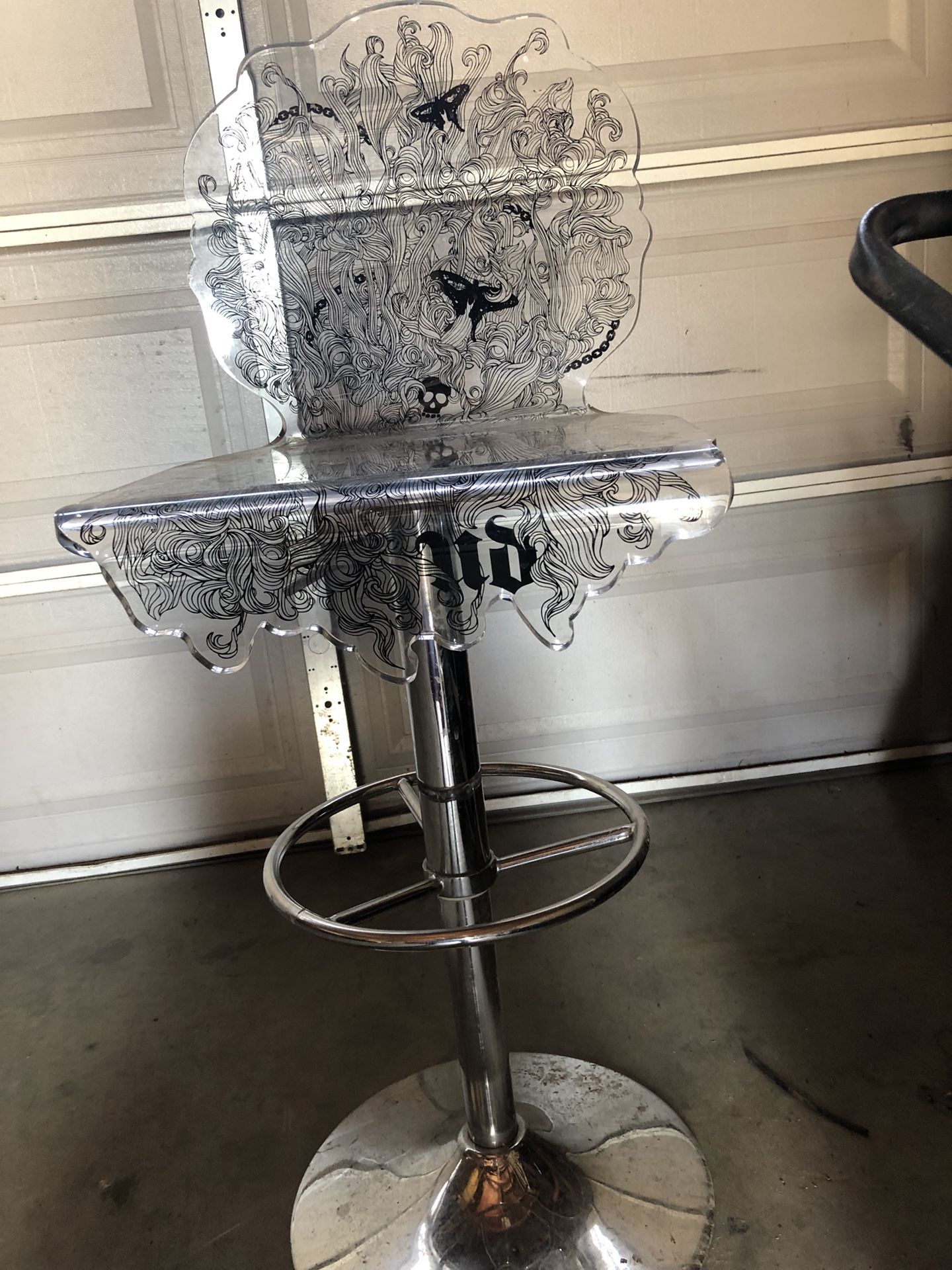 100% Authentic URBAN DECAY Makeup 💄 Chair .