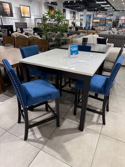 Counter Height Dining Table Set with 4 Chairs