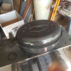 Vintage Black and White Speckled Enamelware Oval Roaster with Matching Lid

