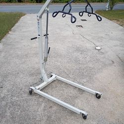$400.00 Hoyer Human Lift This Is For A Person That's Bedridden